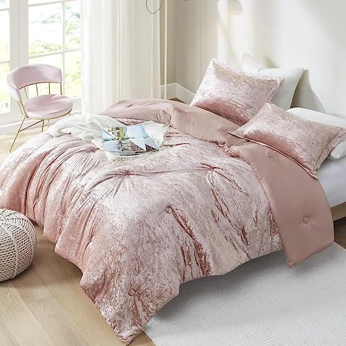 Comfort Spaces Juliette Luxe Comforter Set Velvet Lush with Soft Brushed Microfiber Reverse, All Season Cozy Velvet Bedding Sets, Fluffy Comforter Bed Set, Matching Sham, Blush Full/Queen 3 Piece