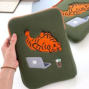 [MUZIKTIGER] 9.7~11-inch Protective Laptop/Tablet Sleeve & iPad Pouch - Compatible with iPad/iPad Air Series, Polyester Pouch with 2 Double Way & Smooth Zippers, Lazy Tiger