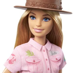 Barbie Careers Doll & Playset, Zoologist Theme with Fashion Doll, Themed Clothing and Accessories (Amazon Exclusive)