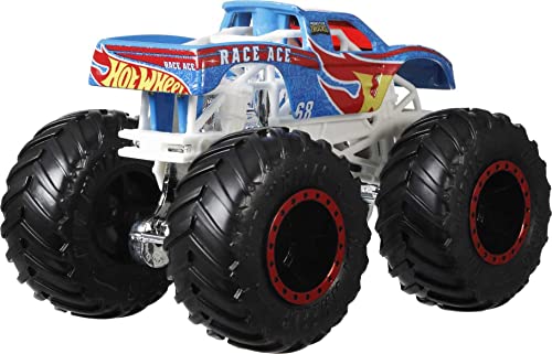 Hot Wheels Monster Trucks Live 8-Pack, Multipack of 1:64 Scale Toy Monster Trucks, Characters from The Live Show, Smashing & Crashing Trucks, Gift for Kids 3 Years Old & Up