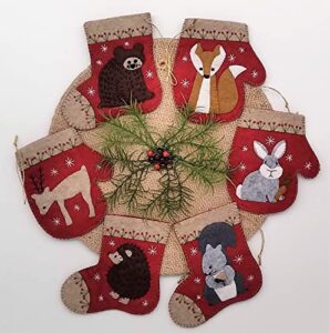 generic, christmas critters felt ornament kit | diy wool stocking applique from rachel's of greenfield, 0919