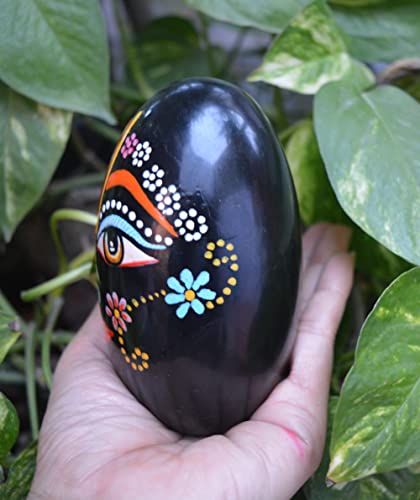 Laddu Gopal Shaligram Stone with Beautiful Design Painted on it Black~I-5574