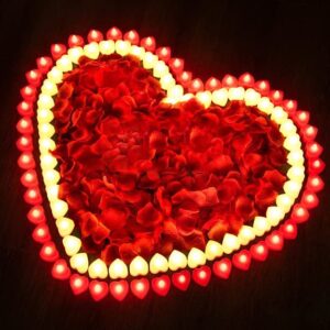 AUSAYE Valentines Decor 1000 Pieces Artificial Rose Petals with 24Pcs Heart Shaped LED Candles Flameless Romantic Love LED Tea Lights for Night Light Valentine's Day Anniversary Wedding Table Decor