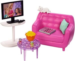 barbie indoor furniture playset, living room includes kitten, furniture and accessories for movie and game night