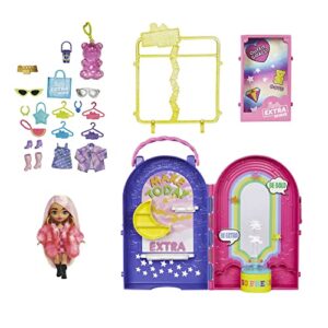 Barbie Extra Minis Doll and Fashion Playset with 15+ Pieces, Boutique with Small Doll, Clothes and Accessories