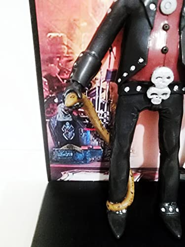 Figurine - Action Figure 22cm./8,6"- Alice Cooper in concert