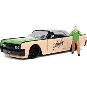 jada toys stan lee 1:24 1963 lincoln continental die-cast car & figure, toys for kids and adults yellow