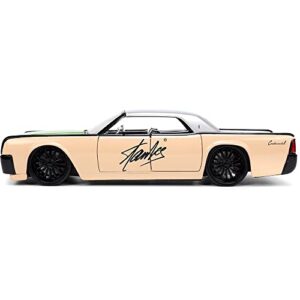 Jada Toys Stan Lee 1:24 1963 Lincoln Continental Die-cast Car & Figure, Toys for Kids and Adults Yellow