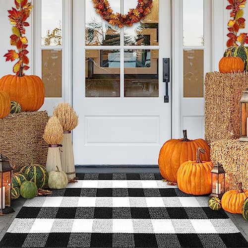 Frendy Buffalo Plaid Outdoor Rug, 27.5" x 43" (2.3' x 3.6') Hand-Woven Plaid Rug for Front Porch, Washable Layered Door Mat, Cotton Black and White Checkered Rug for Living Room/Entryway