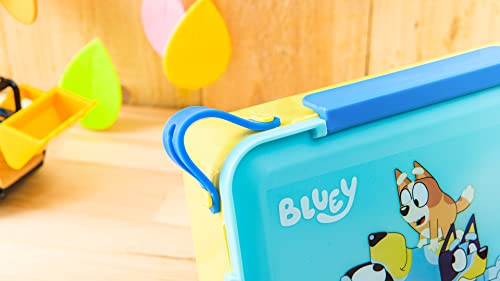 Zak Designs Bluey Reusable Plastic Bento Box with Leak-Proof Seal, Carrying Handle, Microwave Steam Vent, and Individual Containers for Kids' Packed Lunch (3-Piece Set)