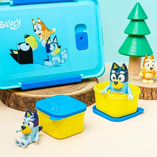 Zak Designs Bluey Reusable Plastic Bento Box with Leak-Proof Seal, Carrying Handle, Microwave Steam Vent, and Individual Containers for Kids' Packed Lunch (3-Piece Set)