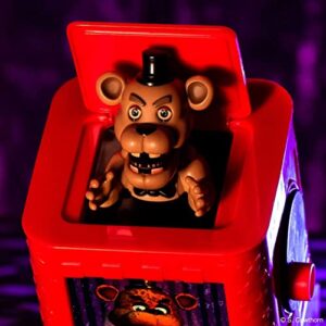 Funko Five Nights at Freddy's Scare-in-The-Box Game