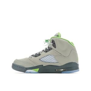 Jordan Boy's Air Jordan 5 Retro (Big Kid) Silver/Green Bean/Flint Grey 4 Big Kid M