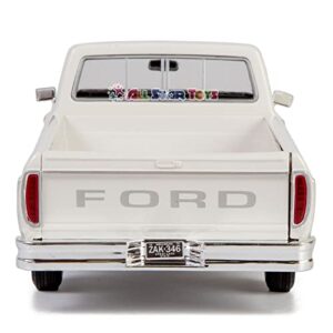 Motormax 1979 Ford F-150 Pickup Classic F150 Pick Up Truck 1:24 Diecast Collectible Model Car White 79346 All Star Toys Exclusive