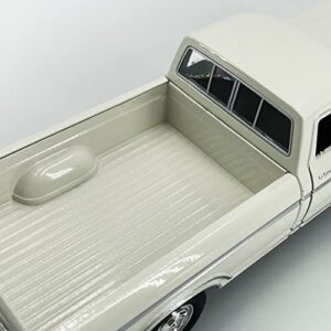 Motormax 1979 Ford F-150 Pickup Classic F150 Pick Up Truck 1:24 Diecast Collectible Model Car White 79346 All Star Toys Exclusive