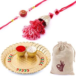 hathkaam 4 pc designer lumba rakhi for brother and bhabhi set with plate traditional rakhi set for brother and bhabhi decoration thali rakhi lumba set platter , two vatis and 3 pc rakhi set (hkrlp009a)