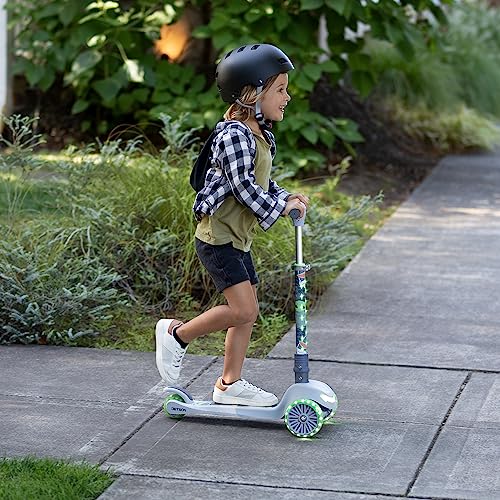 Jetson Disney Grogu™ 3-Wheel Kick Kids Scooter, LED Lights on Stem & Light-Up Wheels, Lightweight Frame, Height-Adjustable Handlebar, Lean-to-Steer System, Easy-Fold Mechanism, Ages 3+, JBYOD-3KIK