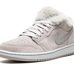 Jordan Womens WMNS Air Jordan 1 Low SE DO0750 002 Sherpa Fleece - Size 7W