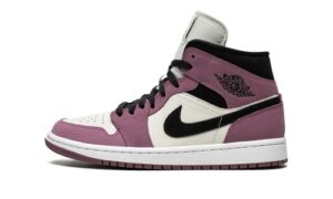 jordan womens wmns air jordan 1 mid se dc7267 500 berry pink - size 12w