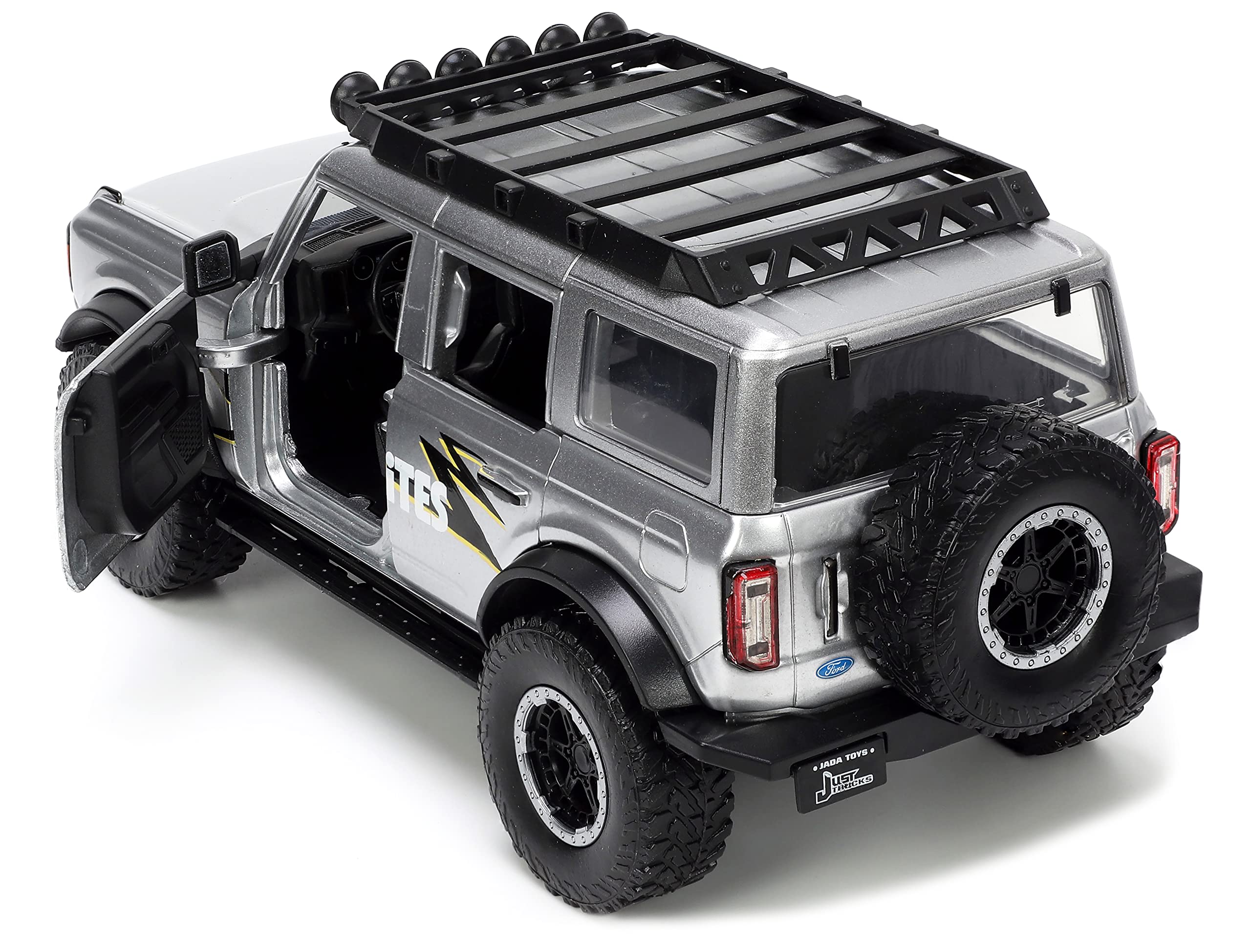 Jada Toys Just Trucks 1:24 2021 Ford Bronco Die-cast Car Gray with Tire Rack, Toys for Kids and Adults