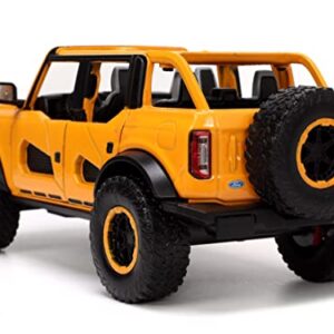 Jada Toys Just Trucks 1:24 2021 Ford Bronco Die-cast Car Orange with Tire Rack, Toys for Kids and Adults