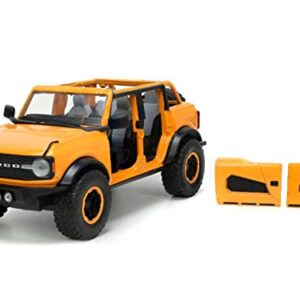 Jada Toys Just Trucks 1:24 2021 Ford Bronco Die-cast Car Orange with Tire Rack, Toys for Kids and Adults