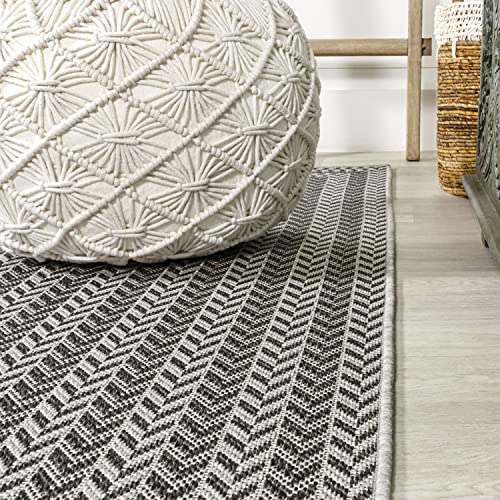 JONATHAN Y SMB206B-4 Chevron Modern Concentric Squares Braided Indoor Outdoor Area-Rug, Farmhouse, Traditional Easy-Clean,Bedroom,Kitchen,Backyard,Patio,Non Shedding, Black/Light Gray, 4 X 6