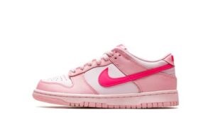 nike youth dunk low gs dh9765 600 triple pink - size 4.5y