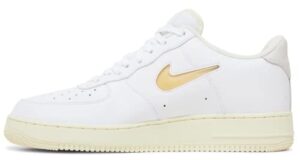 nike men's air force 1 '07 lx basketball shoes, white/pale vanilla-coconut m, 10