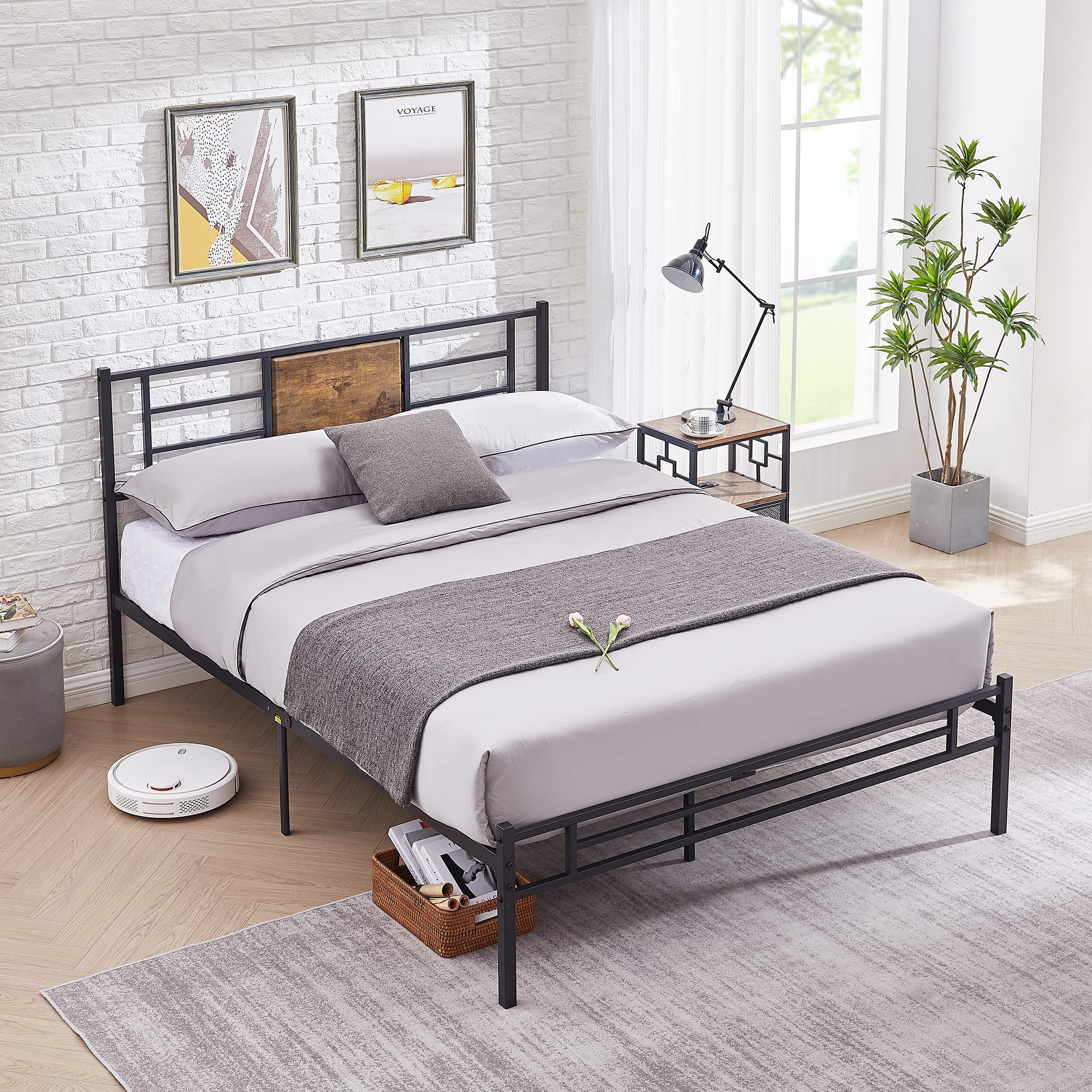 VECELO Queen Platform Bed Frame with Headboard, Heavy-Duty Mattress Foundation with Steel Slats Support, No Box Spring Needed/Easy Assembly, Black