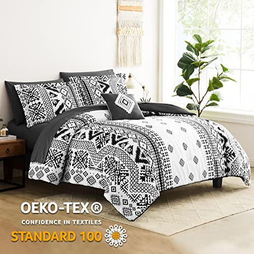 CASAAGUSTO Queen Comforter Set, 8 Pieces Boho Comforter Set, Microfiber Cozy Bohomian Bedding Set with Decor Pillow, Lightweight Breathable for All Seasons (Black and White Queen 90x90 Inches)