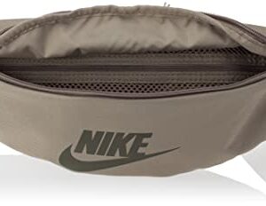 Nike Heritage Hip Pack (Matte Olive/Cargo Khaki, One Size)