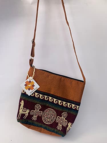 Traditional Bag made in Ecuador - Shigra Bags - Unique Crafts.