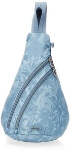 sakroots women's on the go sling backpack in nylon eco twill, denim in bloom