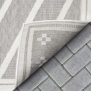 Well Woven Mali Tribal Diamond Pattern Indoor/Outdoor Grey 5'3" x 7'3" High-Low Area Rug