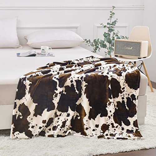 BNuitland Brown Cow Print Blanket with Cow Storage Pouch,300 GSM Double Sided Outdoor Lap Throw,Gift Blanket for Adults and Kids,Lightweight Fuzzy Decor Blanket,Super Soft Cozy Flannel Bed Throw