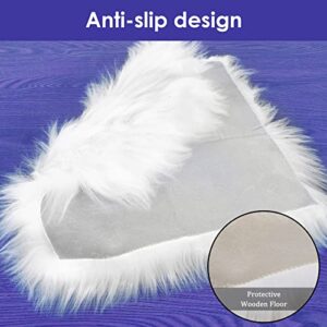 WLLHYF 10 Inches Mini Square Faux Fur Rug， Small Fluffy Area Rug Cushion for Living Room Sofa Bedroom Floor Soft Square Chair Cover Seat Pad Nail Mat for Photographing Background of Jewelry