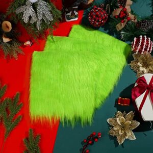 6 Pieces Green Faux Fur Fabric Squares Christmas Shaggy Soft Faux Fur Squares Fluffy Fabric for DIY Crafts Sewing Costume Camera Floor Decorations Props Winter, 9.84 x 9.84 Inch