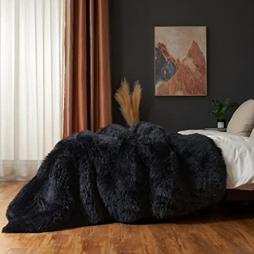 Sheepskin Blanket, Real Fur Throw, Luxuriously Plush, Really Warm and Super Soft for Queen Size Beds & Couches (Obsidian Black, 50x60)