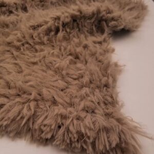 Texco Inc Flokati Curly Faux Fur Cuddly Fabric, Mocha 1 Yard