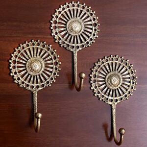 indian shelf brass hooks for keys to hang- boho wall hooks- shabby chic french- decorative hooks- antique coat hooks- vintage hooks- key hooks holder- gold wall hooks- 3 piece