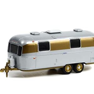 1972 Airstream Double-Axle Land Yacht Safari Custom Travel Trailer, Silver - Greenlight 34120C/48-1/64 Scale Diecast Model Toy Car