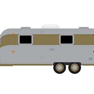 1972 Airstream Double-Axle Land Yacht Safari Custom Travel Trailer, Silver - Greenlight 34120C/48-1/64 Scale Diecast Model Toy Car