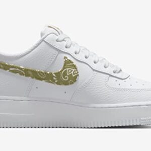 Nike Women's Air Force 1 Low '07, White/Barley-white, 5