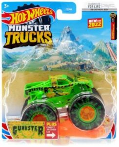 monster trucks gunkster with connect and crash car, 1:64 scale diecast truck (green) 2/75