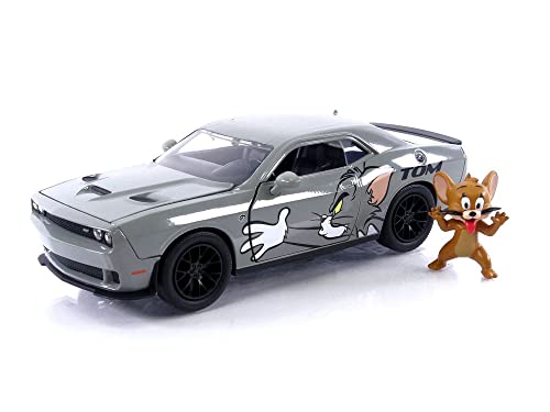 Jada Toys Tom and Jerry 1:24 2015 Dodge Challenger Hellcat Die-cast Car w/ 2.75" Jerry Figure, Toys for Kids and Adults