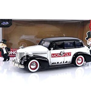 Jada Toys Mr. Monopoly 1:24 1939 Chevrolet Master Deluxe Die-cast Car w/ 2.75" Rich Uncle Pennybags Figure, Toys for Kids and Adults (33230)