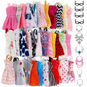 fub 20 pcs = random 10x mixed style mini dress + 6x plastic necklaces + 4x black glasses clothes for accessories toy