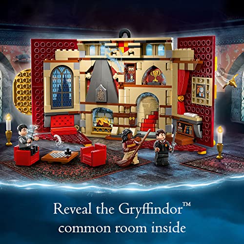 Lego Harry Potter Gryffindor House Banner Set 76409, Hogwarts Castle Common Room Toy or Wall Display, Fold Up Travel Toy, Collectible with 3 Minifigures