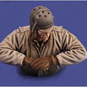 Royal Model RM932 1/35 WWII US Army Tank Soldier Set of 4 Tank Soldiers on The Go Resin Kit